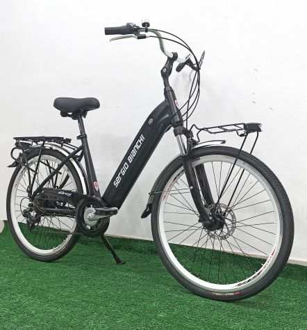 E-Bike Batteria integrata e Freni a Disco