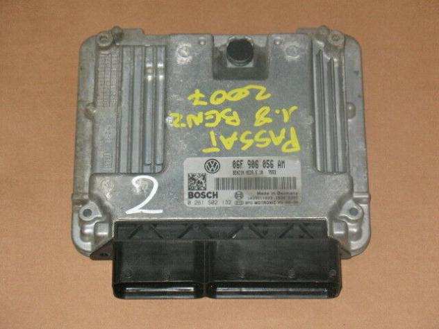 ECU VOLKSWAGEN PASSAT 2.0 FSI 0261S02132 06F906056AM MED9.5.10