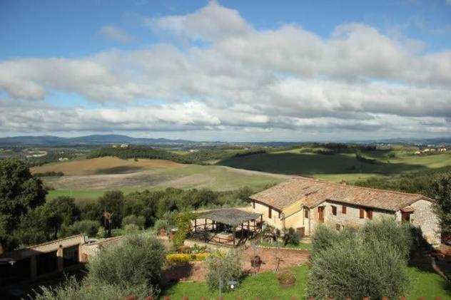 Edificio storico in vendita a Monteriggioni 1356 mq Rif 1225935