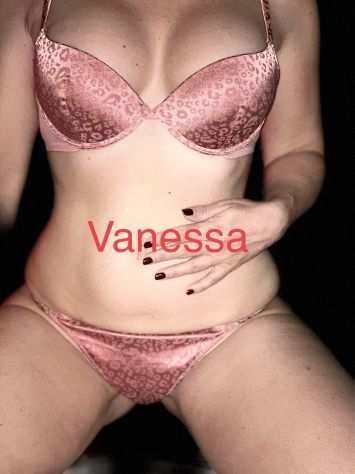 EMOZIONI ILLIMITATE FOTO VERE VANESSA ITALIANA FOTO VERE