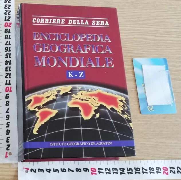 Enciclopedia Geografica Mondiale ho molti libri di vario genere