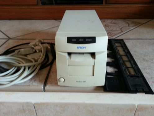 Epson FilmScan 200 Scanner fotografico