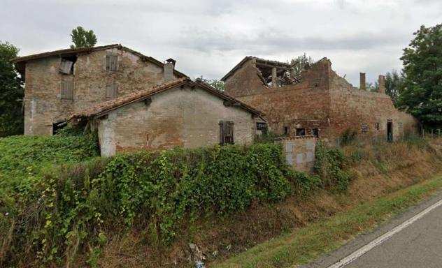 ES2723 - ABITAZIONI E TERRENI A CARPI (MO)