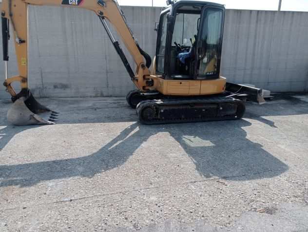 ESCAVATORE CAT 305.5 ECR