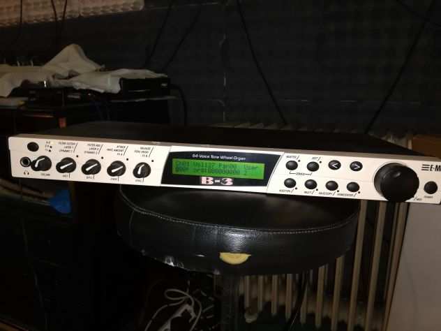 Expander Emu-B3 clone hammond  Expander Triton Rack