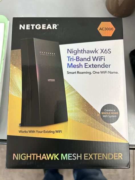 Extender mesh WiFi tri-band Nighthawkreg X6S, 3 Gbps