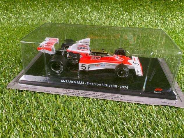 F1 Official Product - 124 - McLaren M23 Hunt amp Fittipaldi - 2x models
