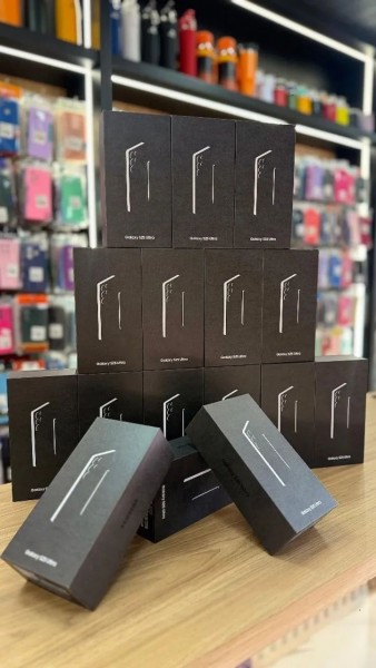 Nuovi, iPhone 16e, iPhone 16, iPhone 16 Pro, Sony PS5, Samsung S25 Ultra, iPhone 16 Pro Max, iPhone 17, iPhone Air, iPhone 17 Pro, iPhone 17 Pro Max e altri WWW.PHOTVPC.COM   Per l'acquisto, visita: WWW.PHOTVPC.COM  Scrivici: sales@photvpc.com  