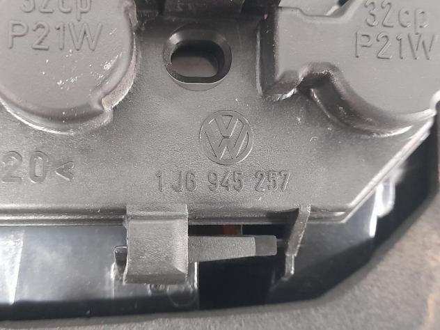 FANALE POST. DX. VOLKSWAGEN GOLF laquoIVraquo (1998)