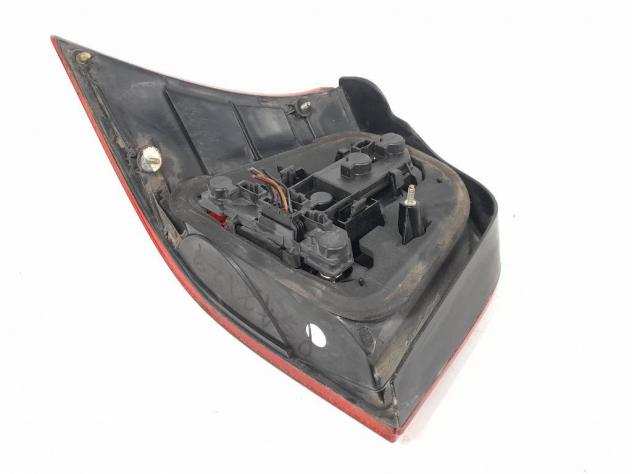 FANALE POST. DX. VOLKSWAGEN GOLF laquoIVraquo (1998)