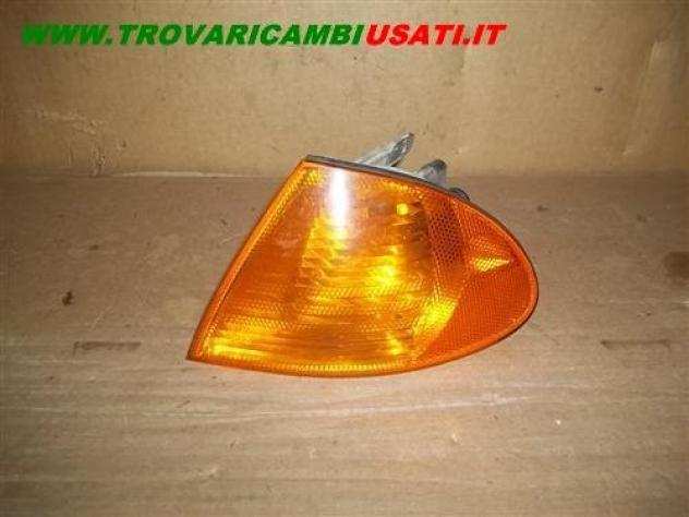 FANALINO ANT.S. ARANCIO BMW Serie 3 E46 4 porte Parti elettriche Fanaleria Proiettori Fanalino comple BMW - Serie 3 E46 4 porte - 01-02-1998 - 01-