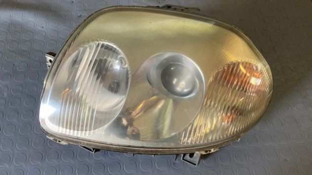 Faro anteriore SX Renault Clio del 2000