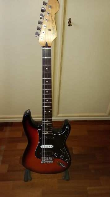 fender stratocaster HSS Made in Mexico