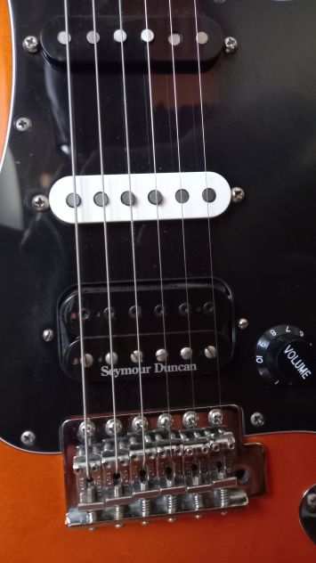 fender stratocaster HSS Made in Mexico