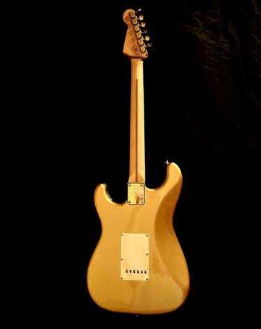 Fender - Stratocaster ldquogold on goldrdquo 1981 - Chitarra elettrica - Stati Uniti dAmerica - 1981