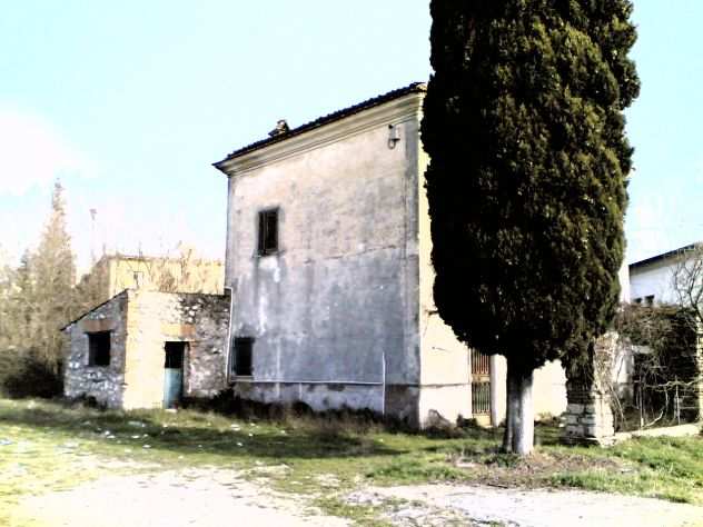 Ferentino (Fr) - Abitazione indipendente con terreno