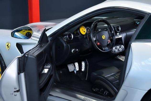 Ferrari - 599 GTB Fiorano Coupe 6,0L V12 - NO RESERVE - 2006