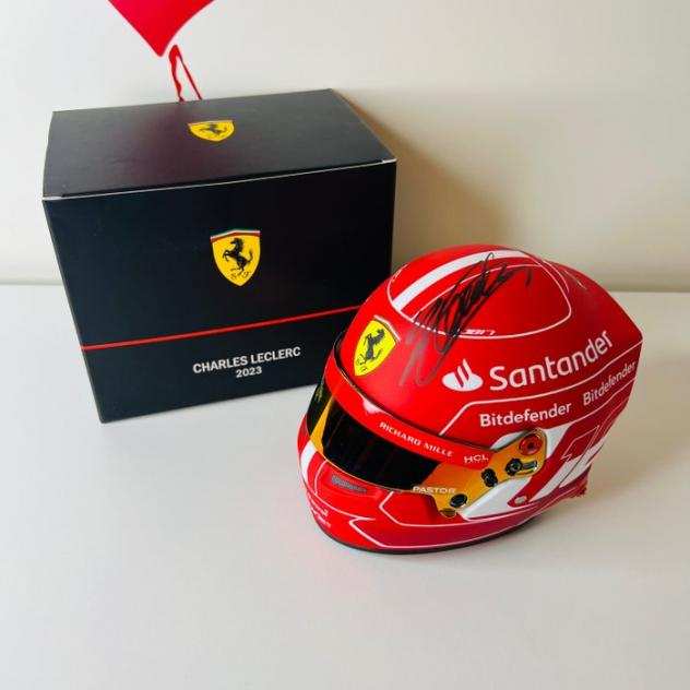 Ferrari - Campionato mondiale Formula 1 - Charles Leclerc - 2023 - Scale 12 helmet