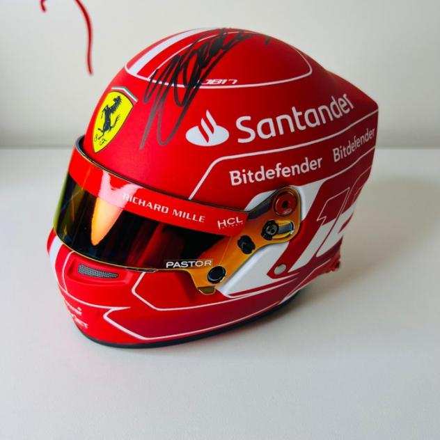 Ferrari - Campionato mondiale Formula 1 - Charles Leclerc - 2023 - Scale 12 helmet