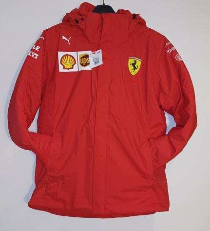 Ferrari - Formula Uno - 2021 - Abbigliamento di squadra