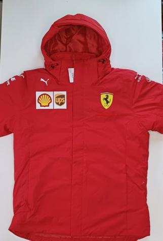 Ferrari - Formula Uno - 2021 - Abbigliamento di squadra