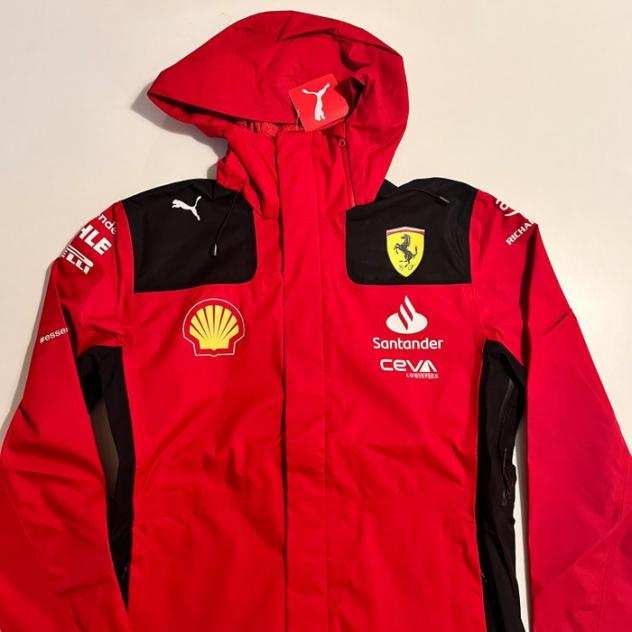 Ferrari - Formula Uno - 2023 - Abbigliamento di squadra