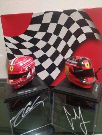 Ferrari - Formula Uno - Charles Leclerc and Carlos Sainz 2023 15 signed helmets - 2023 - Casco sportivo