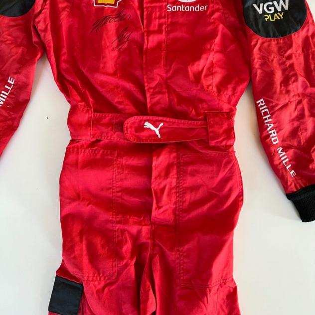 Ferrari - Mondiale F1 - Charles Leclerc and Carlos Sainz Jr - 2023 - Pit crew uniform