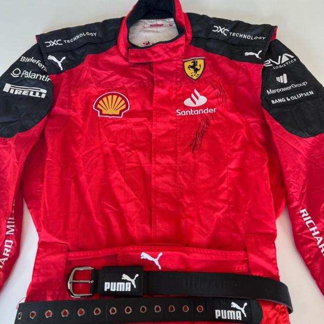 Ferrari - Mondiale F1 - Charles Leclerc and Carlos Sainz Jr - 2023 - Pitcrew suit