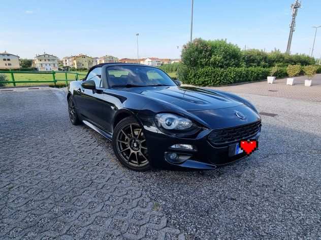 Fiat 124 spider