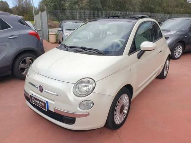 FIAT 500 LOUNGE