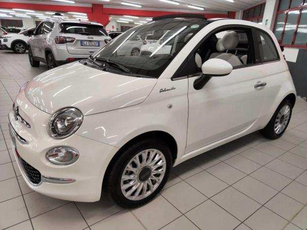 FIAT 500C 1.0 Hybrid Dolcevita  cAR pLAY