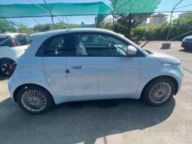 FIAT 500e La Nuova 500