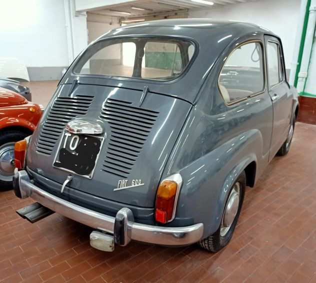 Fiat 600 D Fanalone 750