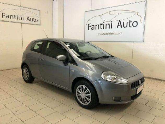 FIAT Grande Punto 1.3 MJT NEOPATENTATI CLIMA RADIO CD GARANZIA 12 M. rif. 19580755