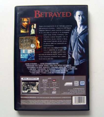 FILM IN DVD BETRAYED - THRILLER 2005