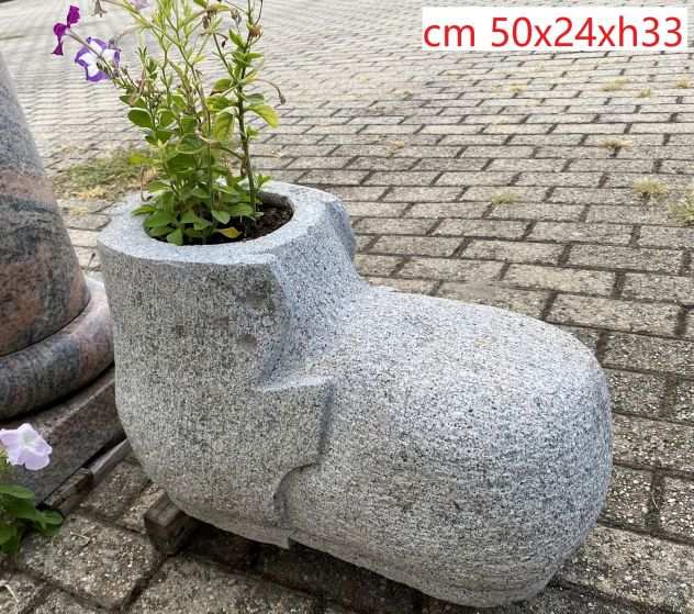Fioriera vaso scarpone in pietra naturale