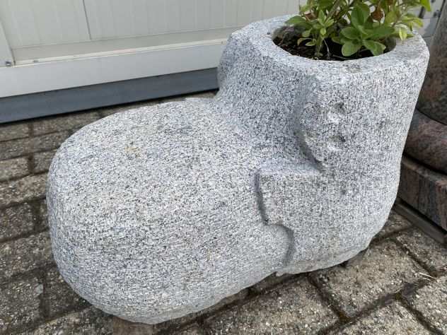 Fioriera vaso scarpone in pietra naturale