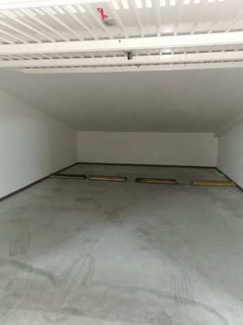 Fittasi garage via Enzo Marmorale Benevento 35 mq