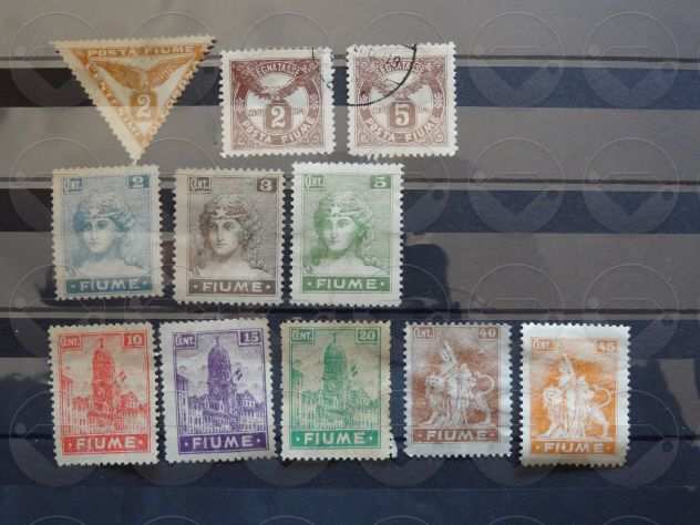 FIUME 1918-1924 Lotto di 59 francobolli