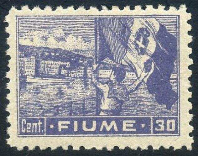 Fiume 1919 - Allegorie 30 centesimi violetto dentellato 10,5. Bella varietagrave certificata - Sassone 39I
