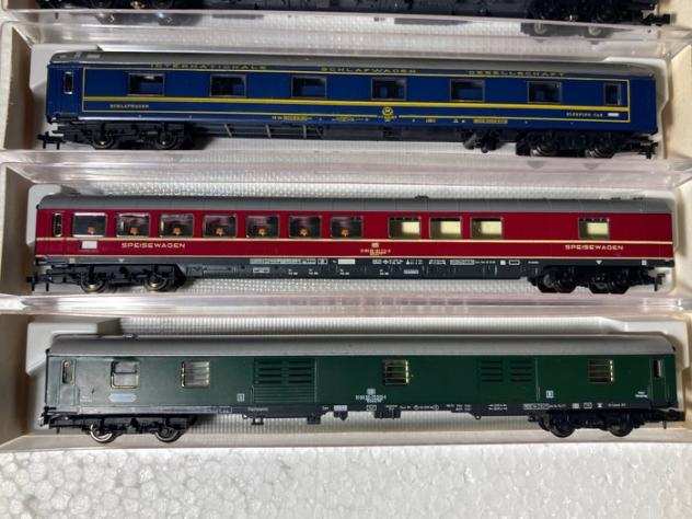 Fleischmann N - 8100, 8112, 8114, 8115, 8116 - Carrozza merci di modellini di treni (6) - DB