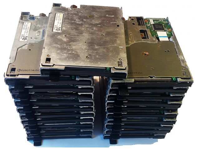 Floppy Drive Slim 26pin, TEAC FD-05HF FD-05HG (stock 25)