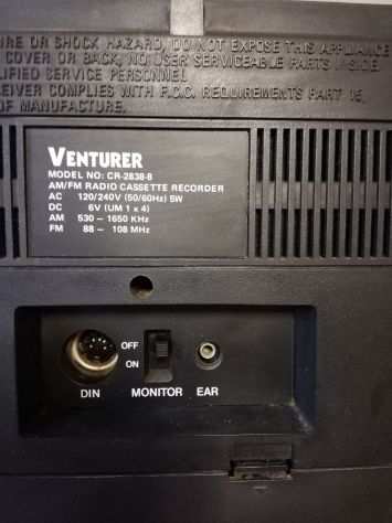 FMAM Radio cassette recorder VENTURER CR-2838-8 vintage