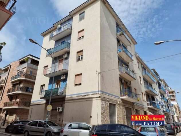 FOGGIA - VENDESI - VIA HOMS - VANI 4MQ. 146 CAT. - POSSIBILITA BOX