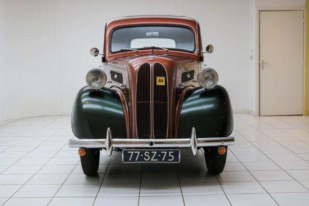 Ford - Anglia Popular - 1952