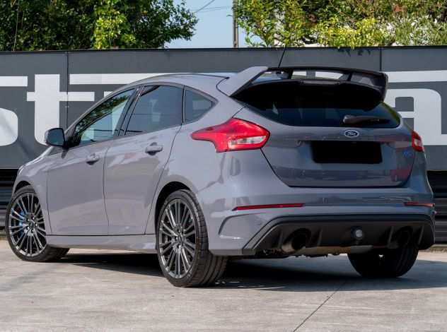 Ford Focus RS Performance 350