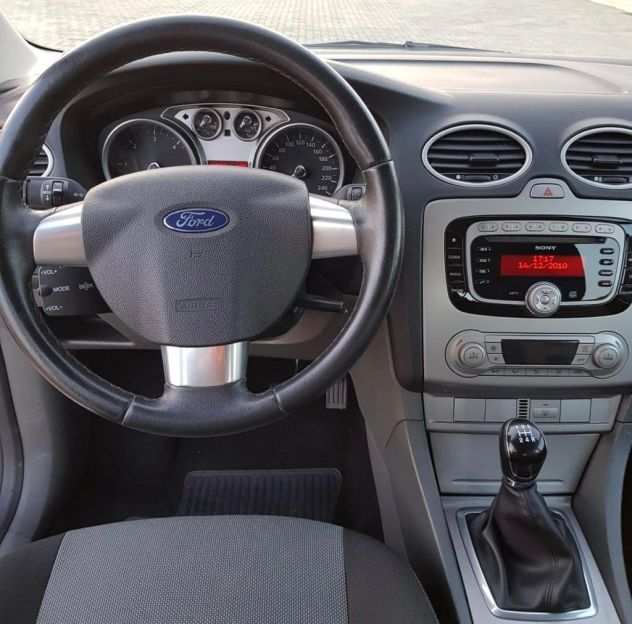 Ford focus sw euro5 1.6 disel 110cv prezzo trattabile