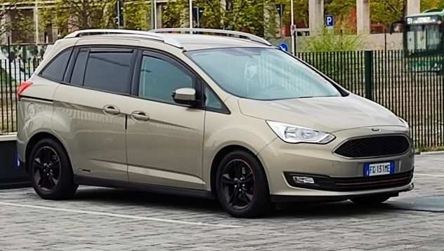 Ford Grand Cmax7