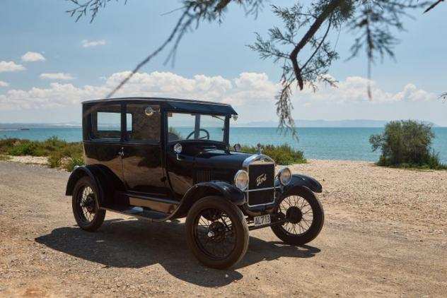 Ford - Model T Tudor - 1926